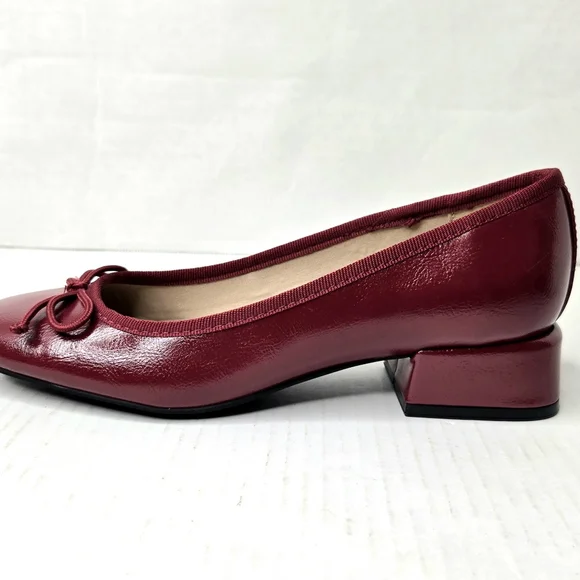 Unisa Leather Flats. Dark Red, 6M - Picture 6 of 12